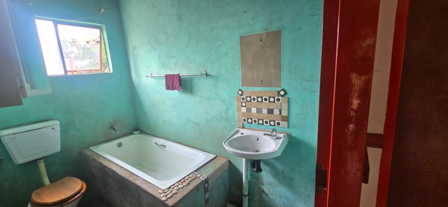 2 Bedroom Property for Sale in Bloemside 4 Free State